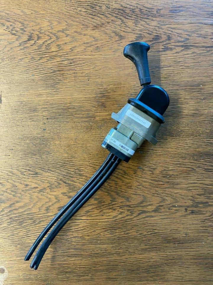 Mercedes Actros MP2 Handknorrbremse A 000 420 01 84 - Ručica menjača za Kamion: slika 4 Mercedes Actros MP2 Handknorrbremse A 000 420 01 84 - Ručica menjača za Kamion: slika 4