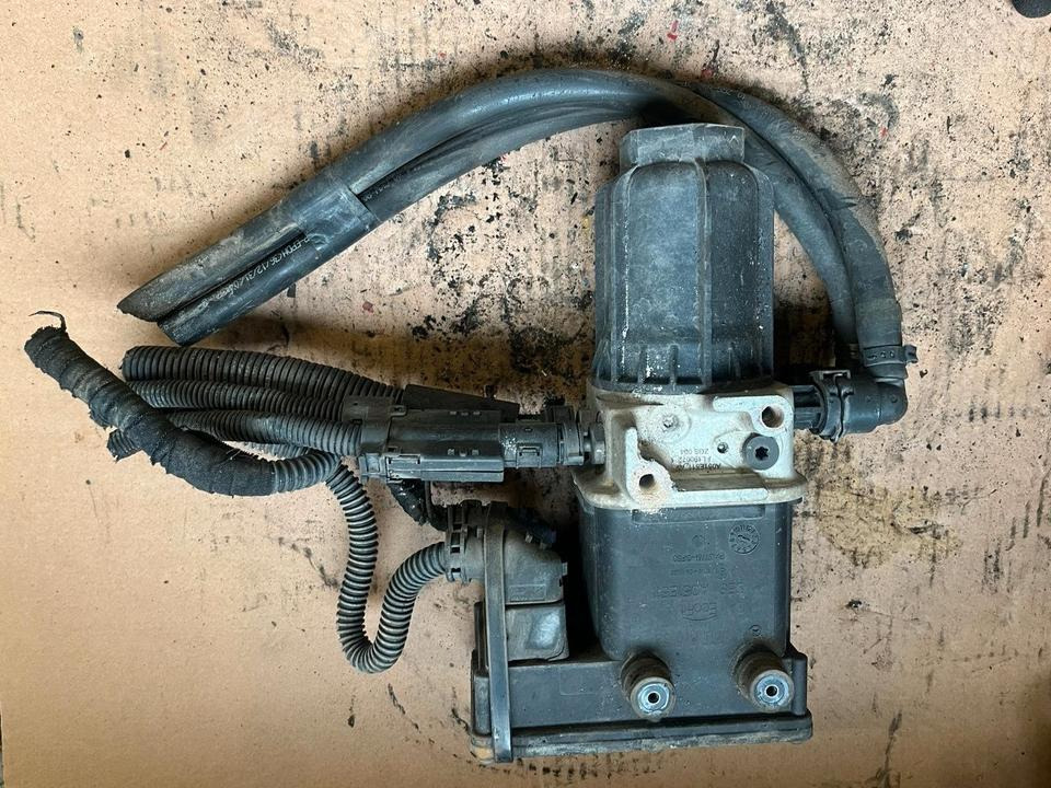Mercedes Actros MP4 AdBlue Pumpe A0001405378 - Pumpa za gorivo za Kamion: slika 1 Mercedes Actros MP4 AdBlue Pumpe A0001405378 - Pumpa za gorivo za Kamion: slika 1
