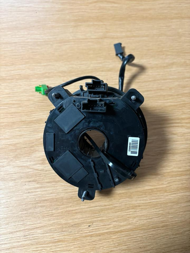 Mercedes Actros MP4 Lenkrad Federspule A0004641918 - Volan za Kamion: slika 2 Mercedes Actros MP4 Lenkrad Federspule A0004641918 - Volan za Kamion: slika 2