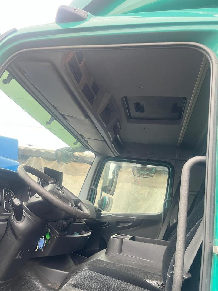 Mercedes Atego 4 1524 komplette Kabine ohne elektrische Geräte - Kabina za Kamion: slika 5 Mercedes Atego 4 1524 komplette Kabine ohne elektrische Geräte - Kabina za Kamion: slika 5