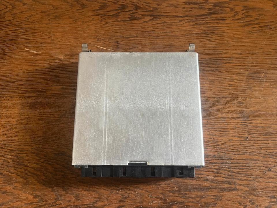 Mercedes Atego Elektronik FR VDO Steuergerät A0004465702 - Upravljačka jedinica: slika 5 Mercedes Atego Elektronik FR VDO Steuergerät A0004465702 - Upravljačka jedinica: slika 5