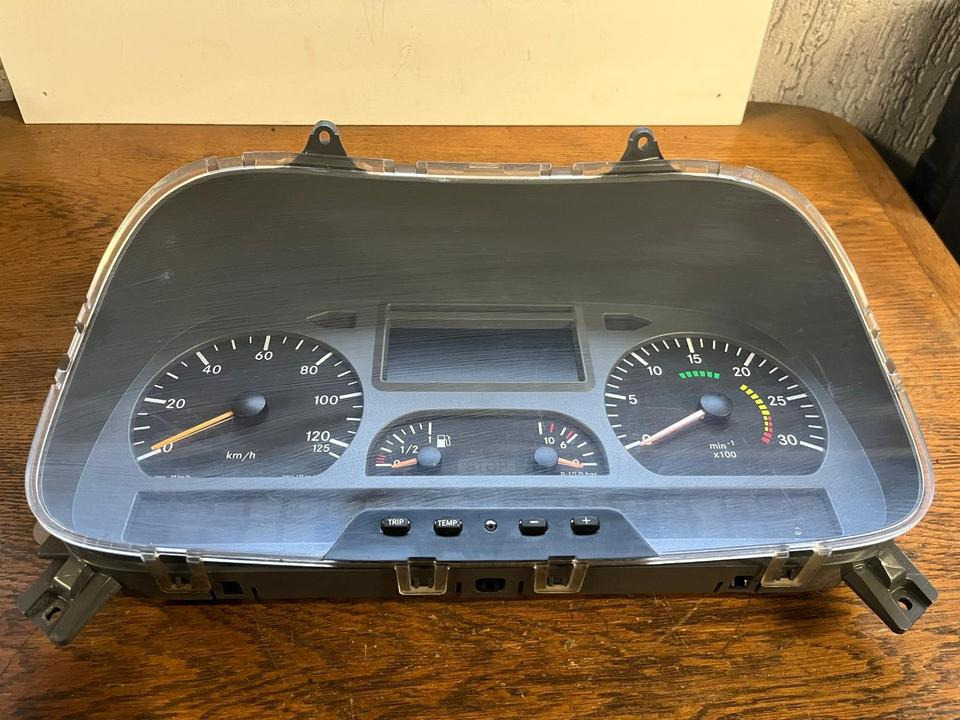 Mercedes Atego Kombiinstrument / Tacho A0034462221 - Komandna tabla za Kamion: slika 2 Mercedes Atego Kombiinstrument / Tacho A0034462221 - Komandna tabla za Kamion: slika 2
