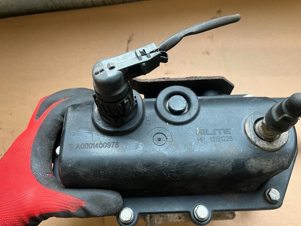 Mercedes-Benz Actros Atego EU4 EU5 AdBlue Pumpe A0001400978 - Pumpa za gorivo za Kamion: slika 2 Mercedes-Benz Actros Atego EU4 EU5 AdBlue Pumpe A0001400978 - Pumpa za gorivo za Kamion: slika 2