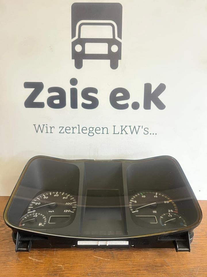 Mercedes Benz Actros MP4 Kombiinstrument / Tacho A9614467021 - Komandna tabla za Kamion: slika 1 Mercedes Benz Actros MP4 Kombiinstrument / Tacho A9614467021 - Komandna tabla za Kamion: slika 1