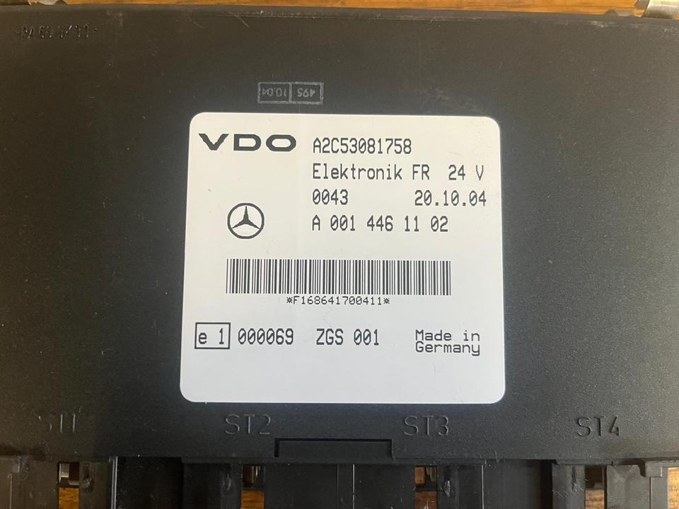 Mercedes-Benz VDO Elektronik FR Steuergerät A0014461102 - Upravljačka jedinica za Kamion: slika 3 Mercedes-Benz VDO Elektronik FR Steuergerät A0014461102 - Upravljačka jedinica za Kamion: slika 3