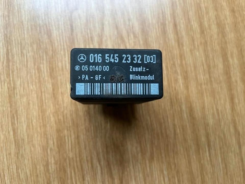 Mercedes W638 Vito Steuergerät Blinkermodul Relais 0165452332 - Upravljačka jedinica za Kamion: slika 1 Mercedes W638 Vito Steuergerät Blinkermodul Relais 0165452332 - Upravljačka jedinica za Kamion: slika 1