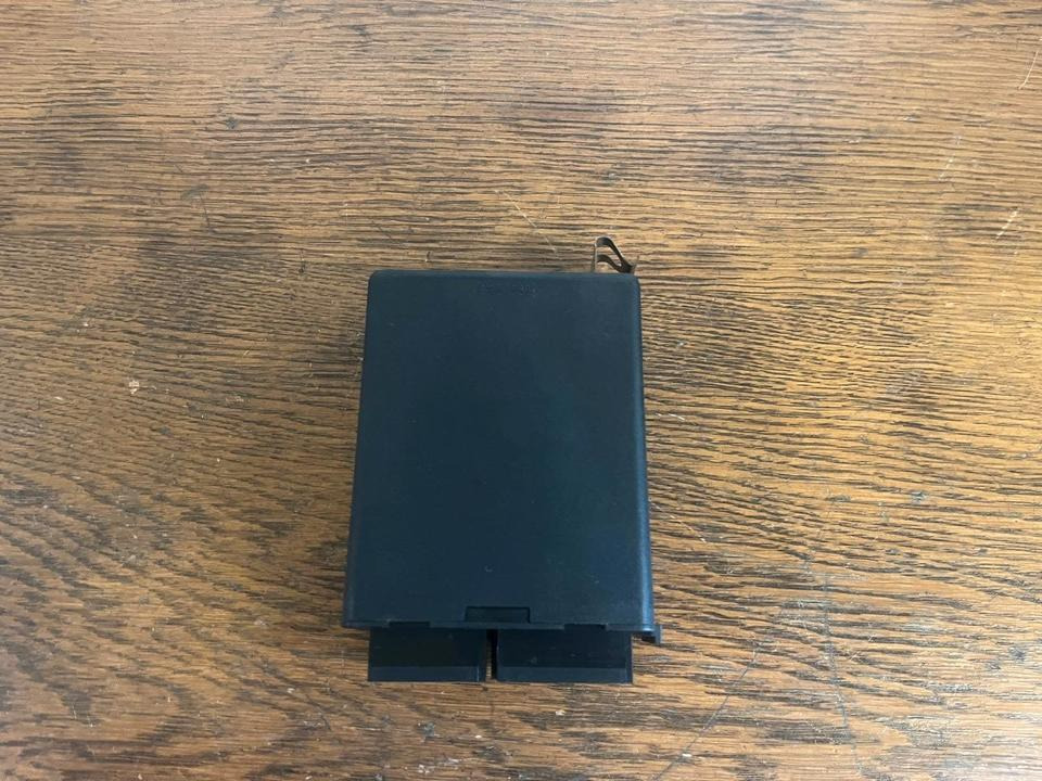 Mercedes-Benz Funkfernbedienung VDO Steuergerät 24V A0004460018 - Rezervni deo: slika 5 Mercedes-Benz Funkfernbedienung VDO Steuergerät 24V A0004460018 - Rezervni deo: slika 5