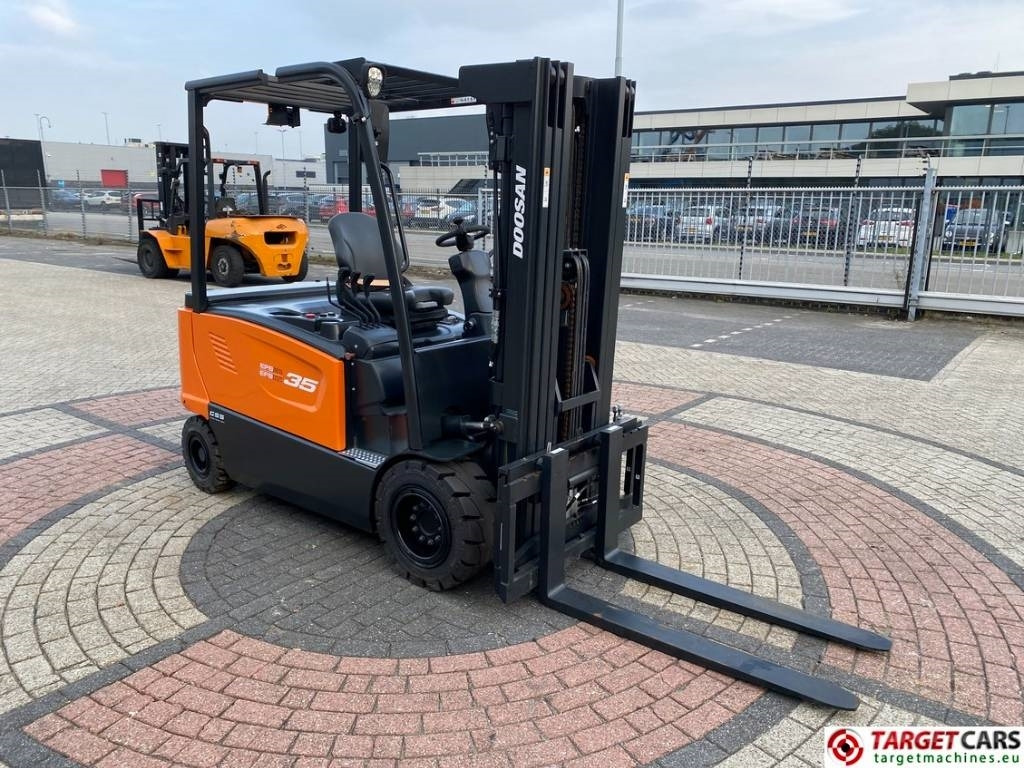 Doosan B35X-7 Electric Forklift 3.5T Triplex-438cm Unused  - Električni viljuškar: slika 2 Doosan B35X-7 Electric Forklift 3.5T Triplex-438cm Unused  - Električni viljuškar: slika 2