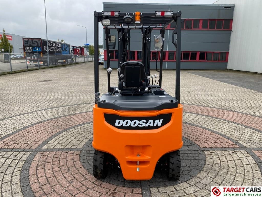 Doosan B35X-7 Plus Electric Forklift 3.5T Triplex-482cm - Električni viljuškar: slika 5 Doosan B35X-7 Plus Electric Forklift 3.5T Triplex-482cm - Električni viljuškar: slika 5
