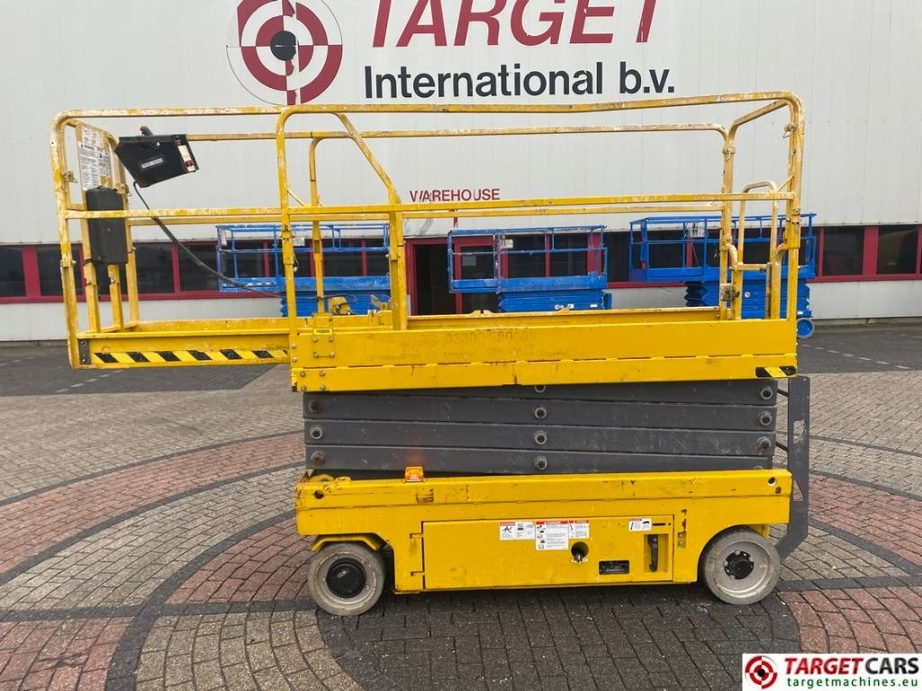 GMG 2632-ED Electric Scissor Work Lift 983cm - Lift u obliku makaza: slika 5 GMG 2632-ED Electric Scissor Work Lift 983cm - Lift u obliku makaza: slika 5