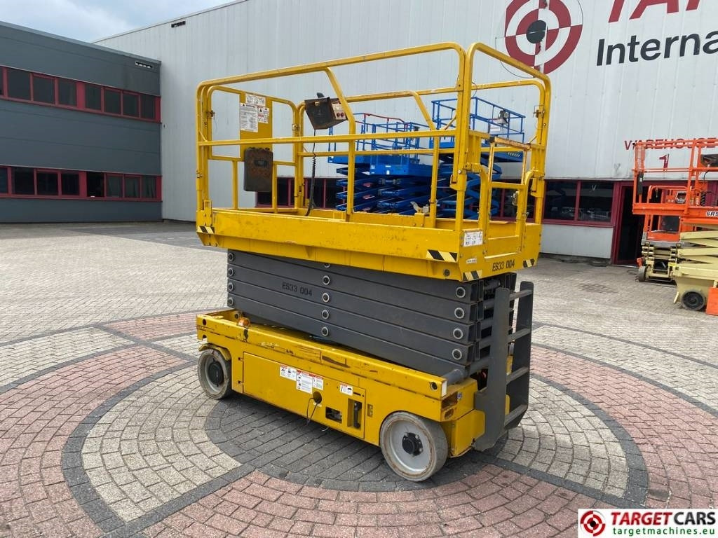 GMG 3346-ED Electric Scissor Work LIft 1200cm - Lift u obliku makaza: slika 4 GMG 3346-ED Electric Scissor Work LIft 1200cm - Lift u obliku makaza: slika 4