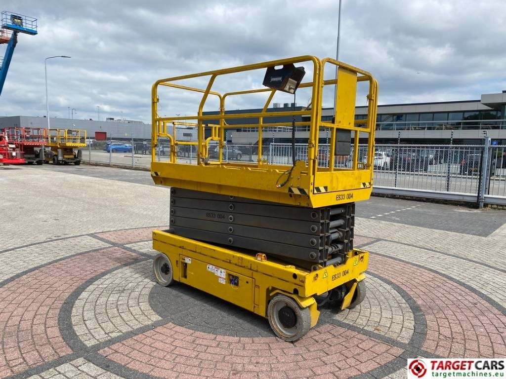GMG 3346-ED Electric Scissor Work LIft 1200cm - Lift u obliku makaza: slika 2 GMG 3346-ED Electric Scissor Work LIft 1200cm - Lift u obliku makaza: slika 2