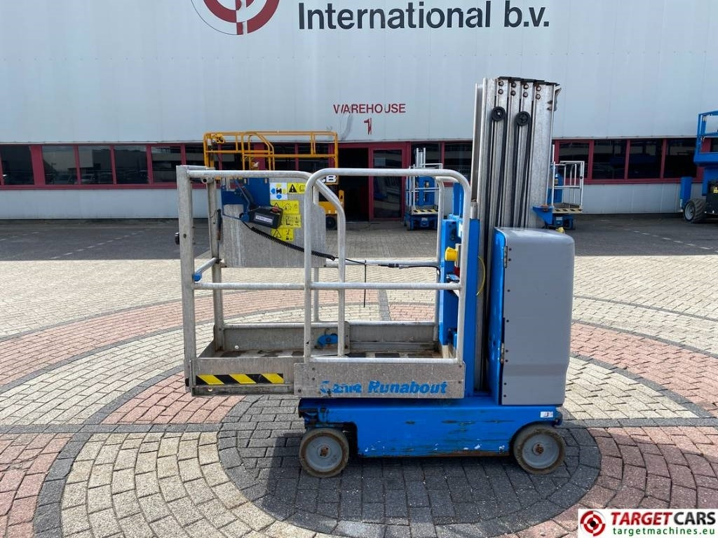 Genie GR-20 RunAbout Electric Vertical Mast Lift 802cm - Jarbolna penjajuća platforma: slika 5 Genie GR-20 RunAbout Electric Vertical Mast Lift 802cm - Jarbolna penjajuća platforma: slika 5