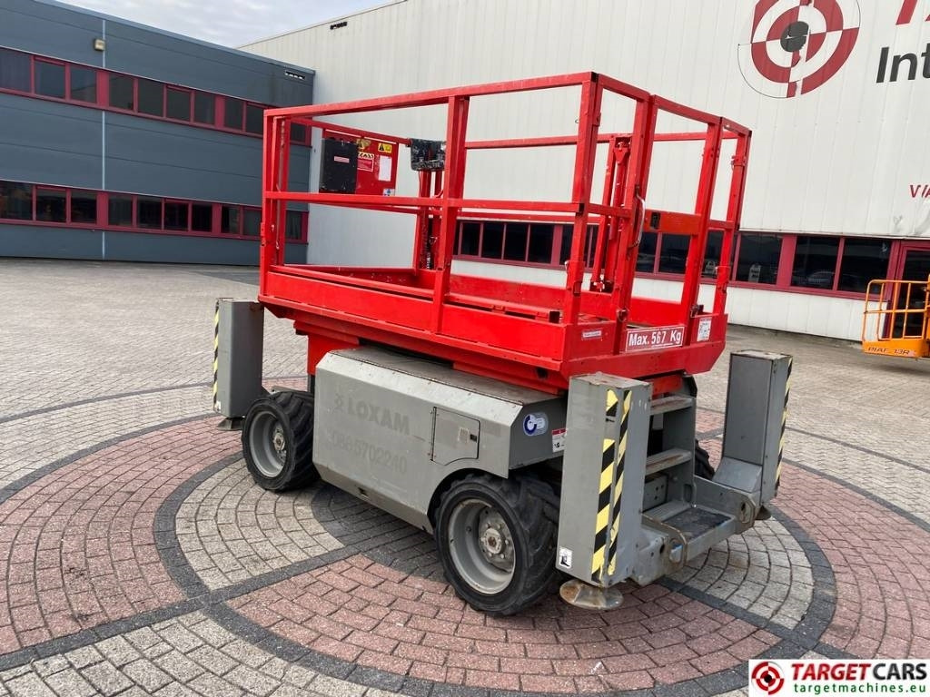Genie GS-2668RT Diesel 4x4 Scissor Work Lift 992cm - Lift u obliku makaza: slika 4 Genie GS-2668RT Diesel 4x4 Scissor Work Lift 992cm - Lift u obliku makaza: slika 4