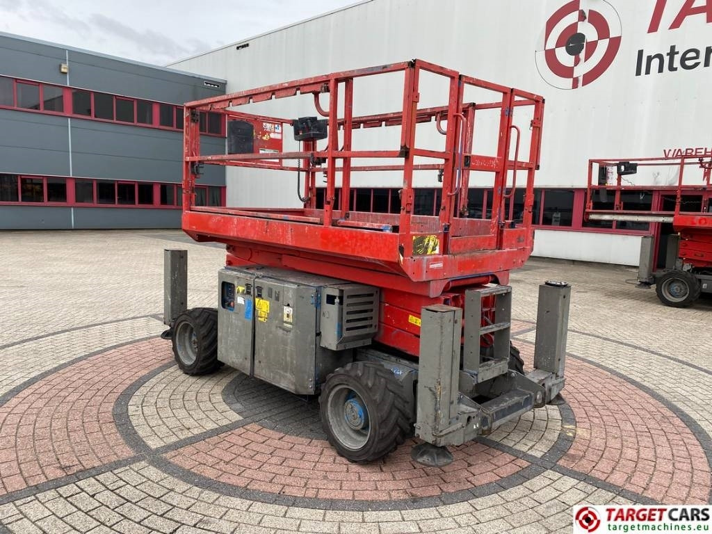 Genie GS-2669RT Diesel 4x4 Scissor 2669 Work Lift 1000cm - Lift u obliku makaza: slika 4 Genie GS-2669RT Diesel 4x4 Scissor 2669 Work Lift 1000cm - Lift u obliku makaza: slika 4
