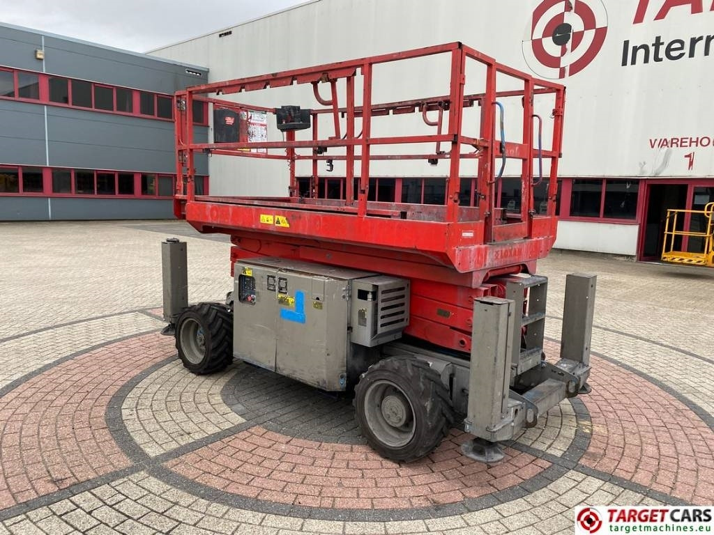 Genie GS-2669RT Diesel 4x4 Scissor Work Lift 1000cm - Lift u obliku makaza: slika 4 Genie GS-2669RT Diesel 4x4 Scissor Work Lift 1000cm - Lift u obliku makaza: slika 4