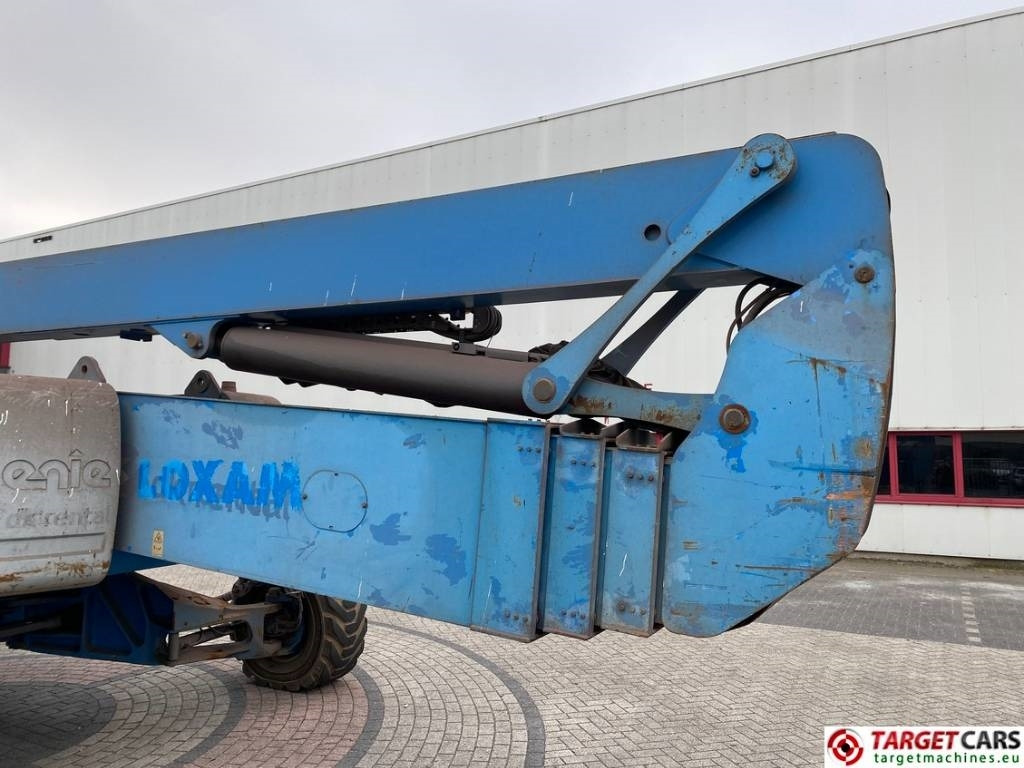 Zglobna platforma Genie Z-135/70 Articulated 4x4x4 Diesel Boom Lift 4315cm: slika 39