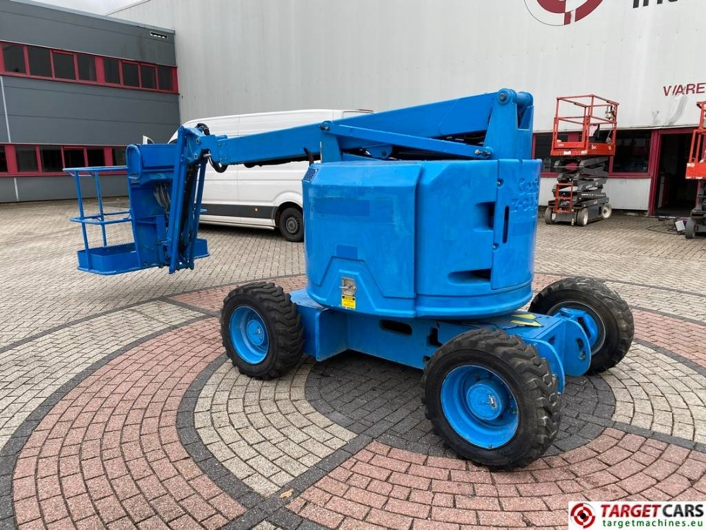 Genie Z-34/22 Articulated 4x4 Diesel Boom WorkLift 12.4M  - Zglobna platforma: slika 4 Genie Z-34/22 Articulated 4x4 Diesel Boom WorkLift 12.4M  - Zglobna platforma: slika 4