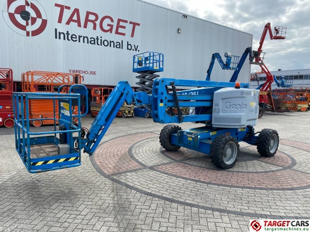 Genie Z-45/25J Diesel 4x4 Articulated Boom Work Lift 16M - Zglobna platforma: slika 1 Genie Z-45/25J Diesel 4x4 Articulated Boom Work Lift 16M - Zglobna platforma: slika 1