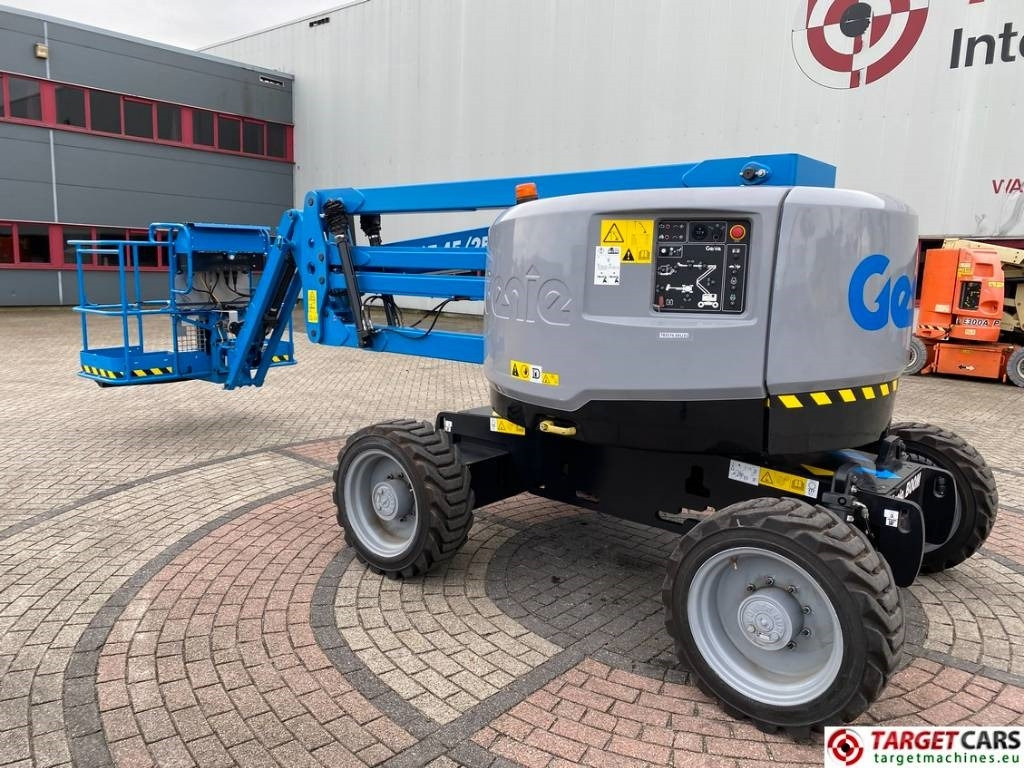 Genie Z-45/25J RT Diesel 4x4 Articulated Boom Lift 16M - Zglobna platforma: slika 4 Genie Z-45/25J RT Diesel 4x4 Articulated Boom Lift 16M - Zglobna platforma: slika 4