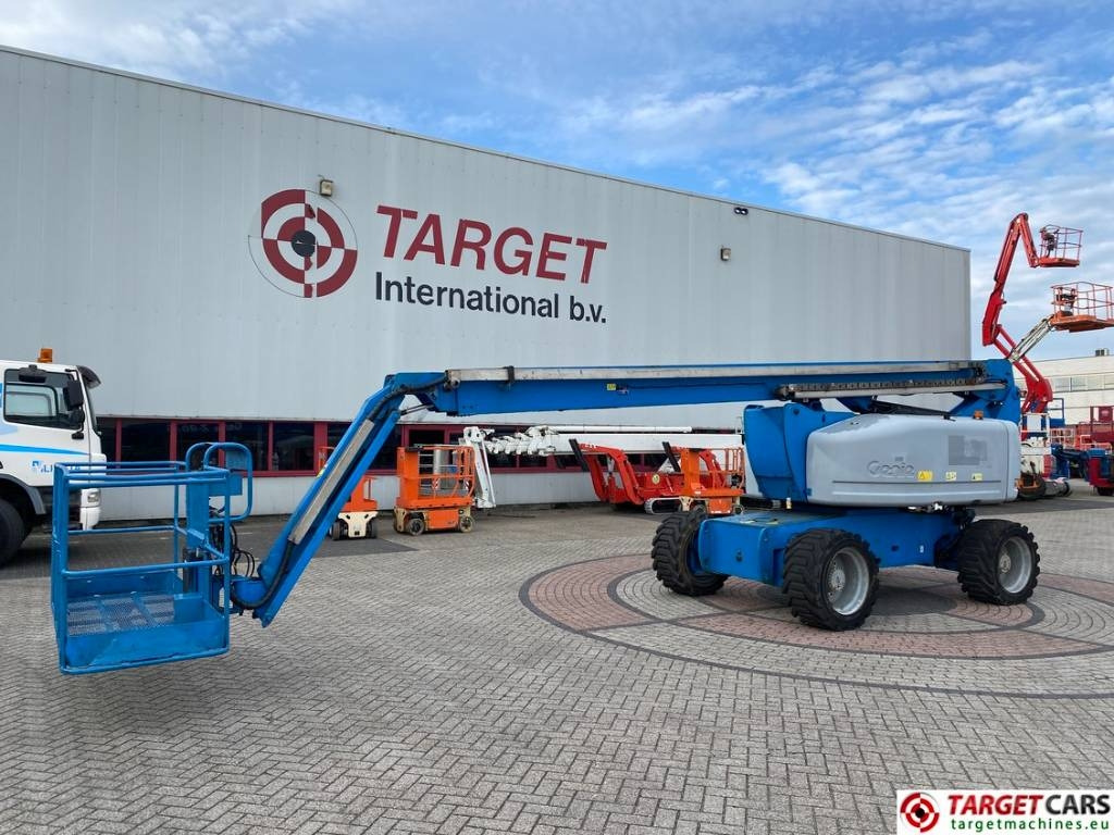 Genie Z-80/60 Articulated 4x4x4 Diesel Boom Lift 2577cm - Zglobna platforma: slika 1 Genie Z-80/60 Articulated 4x4x4 Diesel Boom Lift 2577cm - Zglobna platforma: slika 1