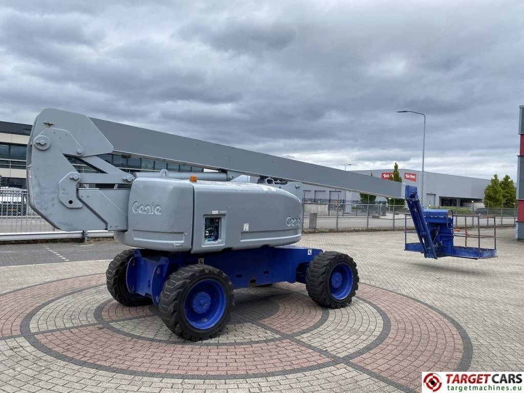 Genie Z-80/60 Articulated 4x4x4 Diesel Boom Lift 2577cm - Zglobna platforma: slika 3 Genie Z-80/60 Articulated 4x4x4 Diesel Boom Lift 2577cm - Zglobna platforma: slika 3