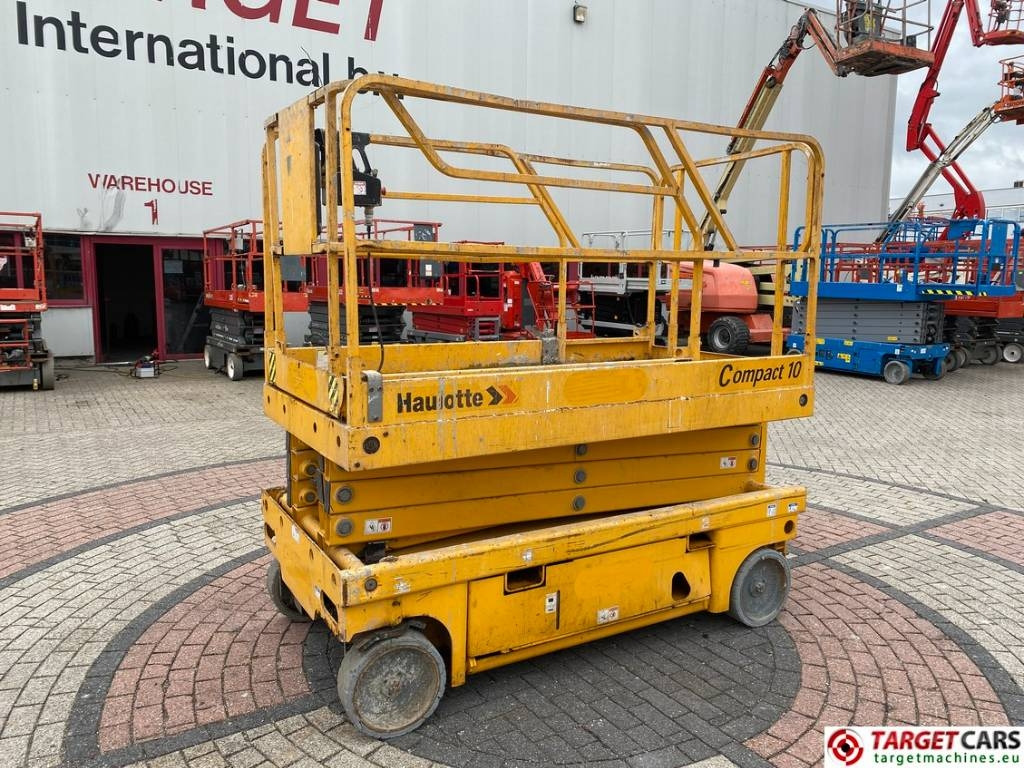 Haulotte Compact 10 Electric Scissor Work Lift 1015cm  - Lift u obliku makaza: slika 1 Haulotte Compact 10 Electric Scissor Work Lift 1015cm  - Lift u obliku makaza: slika 1