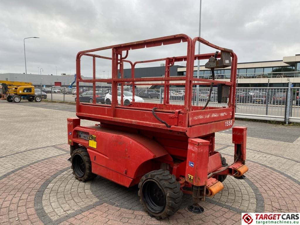 Haulotte Compact 10DX Diesel 4x4 Scissor Work Lift 1015cm - Lift u obliku makaza: slika 2 Haulotte Compact 10DX Diesel 4x4 Scissor Work Lift 1015cm - Lift u obliku makaza: slika 2