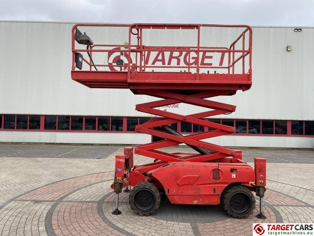 Haulotte Compact 10DX Diesel 4x4 Scissor Work Lift 1015cm - Lift u obliku makaza: slika 5 Haulotte Compact 10DX Diesel 4x4 Scissor Work Lift 1015cm - Lift u obliku makaza: slika 5