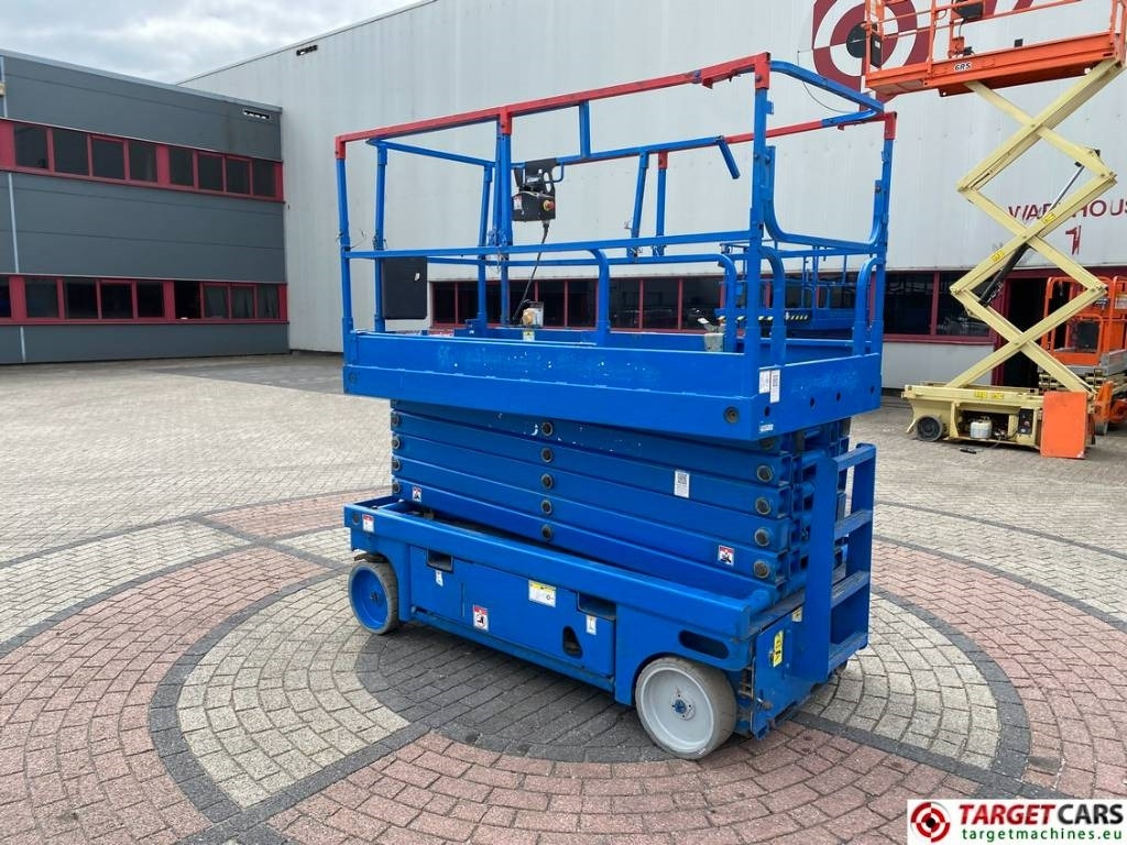 Haulotte Compact 14 Electric Scissor Work Lift 1385cm - Lift u obliku makaza: slika 4 Haulotte Compact 14 Electric Scissor Work Lift 1385cm - Lift u obliku makaza: slika 4