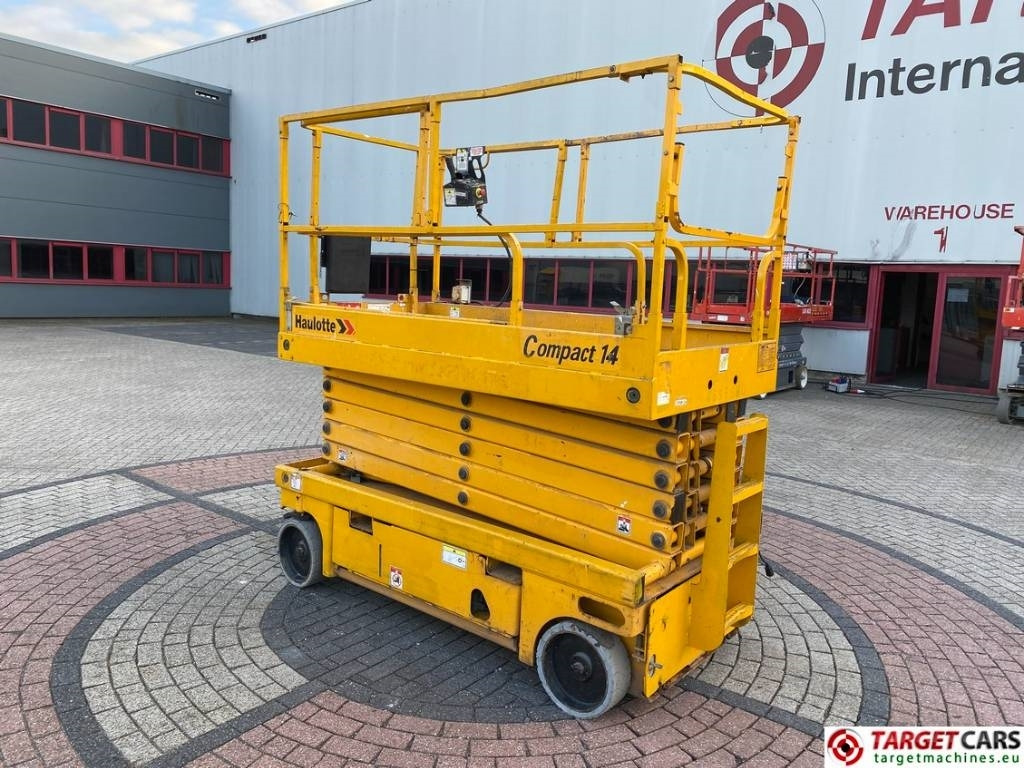 Haulotte Compact 14 Electric Scissor Work Lift 1385cm - Lift u obliku makaza: slika 4 Haulotte Compact 14 Electric Scissor Work Lift 1385cm - Lift u obliku makaza: slika 4