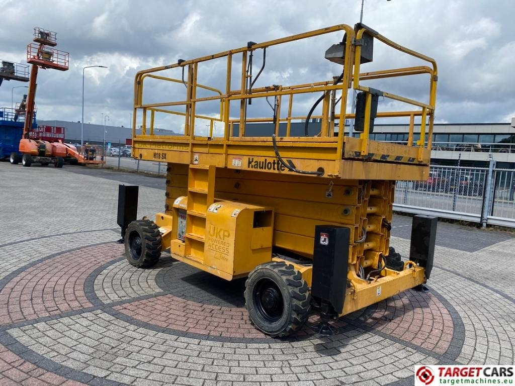 Haulotte H18SXNT Diesel H18SX 4x4 Scissor Work Lift 1800cm - Lift u obliku makaza: slika 2 Haulotte H18SXNT Diesel H18SX 4x4 Scissor Work Lift 1800cm - Lift u obliku makaza: slika 2