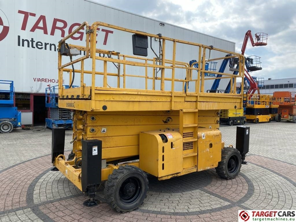 Haulotte H18SXNT Diesel H18SX 4x4 Scissor Work Lift 1800cm - Lift u obliku makaza: slika 1 Haulotte H18SXNT Diesel H18SX 4x4 Scissor Work Lift 1800cm - Lift u obliku makaza: slika 1