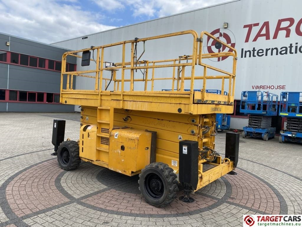 Haulotte H18SXNT Diesel H18SX 4x4 Scissor Work Lift 1800cm - Lift u obliku makaza: slika 4 Haulotte H18SXNT Diesel H18SX 4x4 Scissor Work Lift 1800cm - Lift u obliku makaza: slika 4