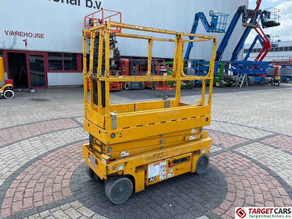 Haulotte Optimum 8 Electric Scissor Work Lift 777cm - Zglobna platforma: slika 1 Haulotte Optimum 8 Electric Scissor Work Lift 777cm - Zglobna platforma: slika 1