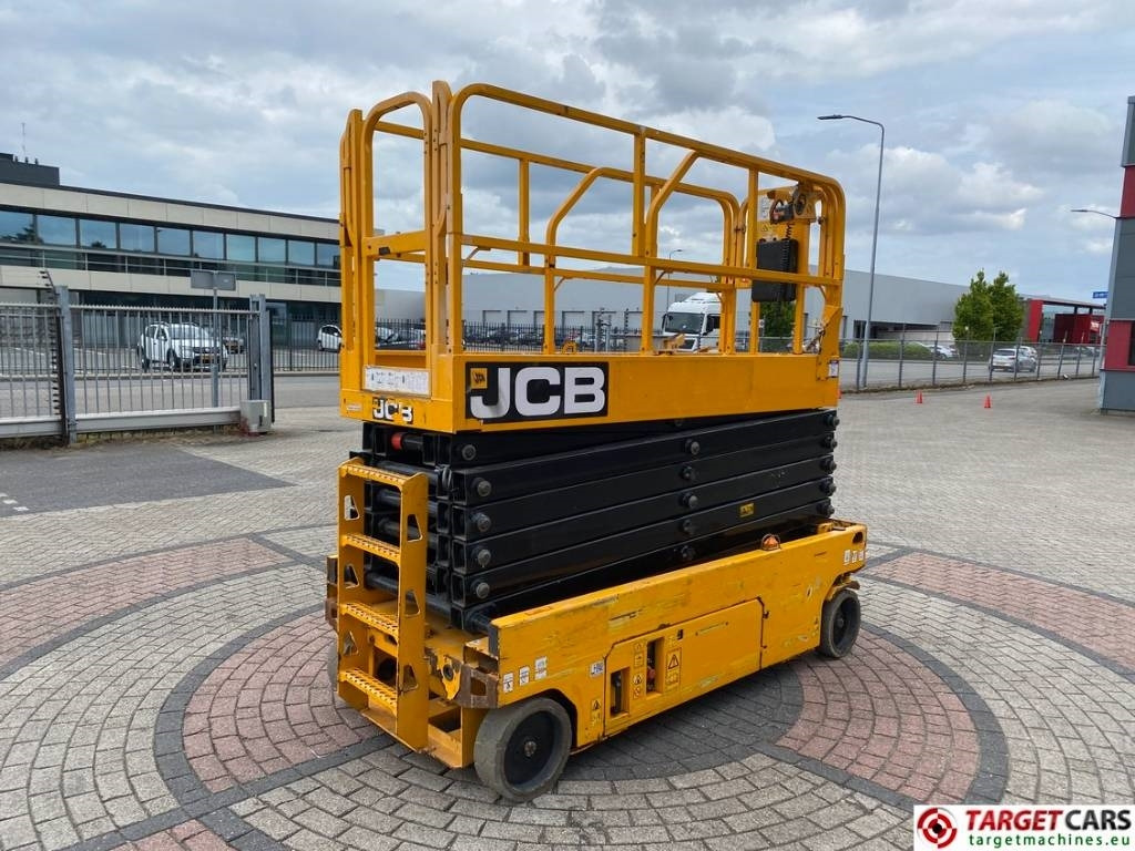 JCB S4550E Electric Scissor Work Lift 1580cm - Lift u obliku makaza: slika 3 JCB S4550E Electric Scissor Work Lift 1580cm - Lift u obliku makaza: slika 3