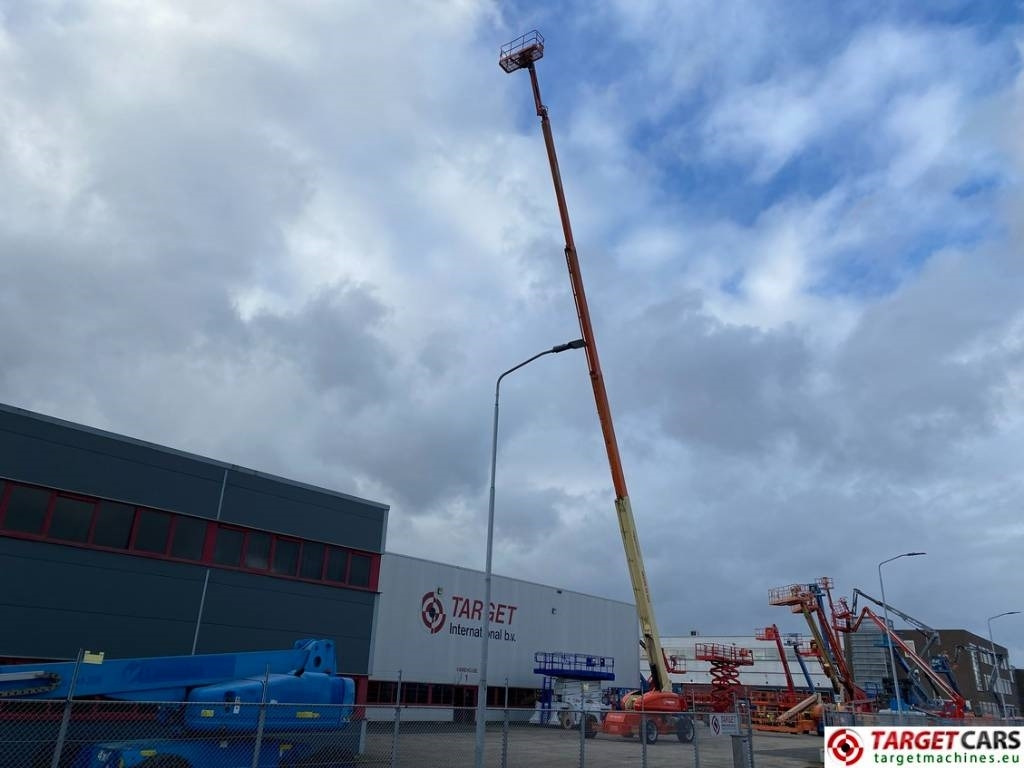 JLG 1350SJP Telescopic 4x4x4 Diesel Boom Lift 4330cm - Teleskopska platforma: slika 5 JLG 1350SJP Telescopic 4x4x4 Diesel Boom Lift 4330cm - Teleskopska platforma: slika 5