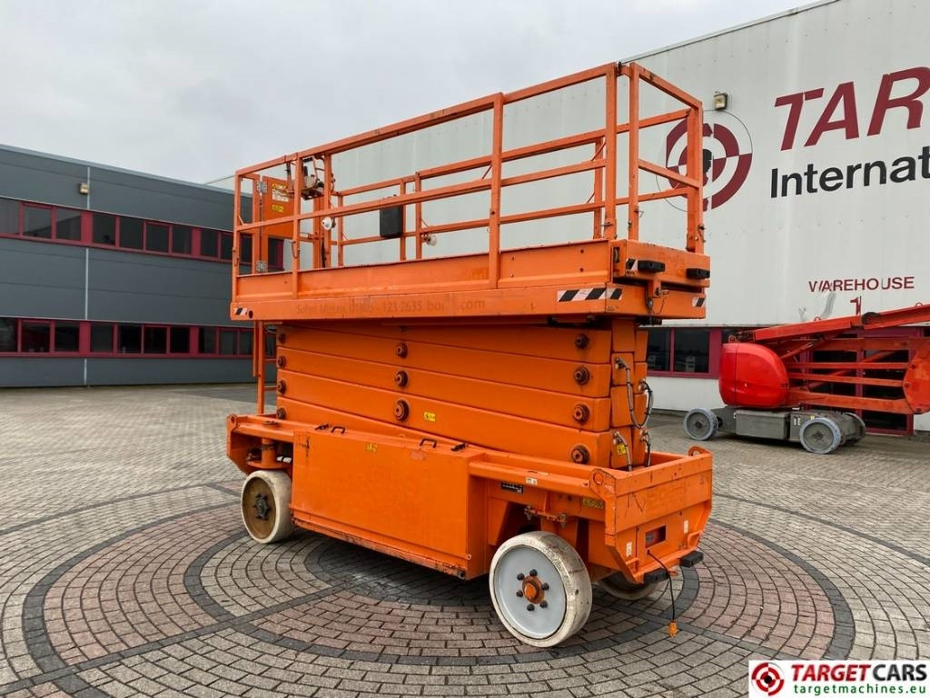 JLG 153-12 Liftlux Electric Scissor Work Lift 1730cm - Lift u obliku makaza: slika 4 JLG 153-12 Liftlux Electric Scissor Work Lift 1730cm - Lift u obliku makaza: slika 4
