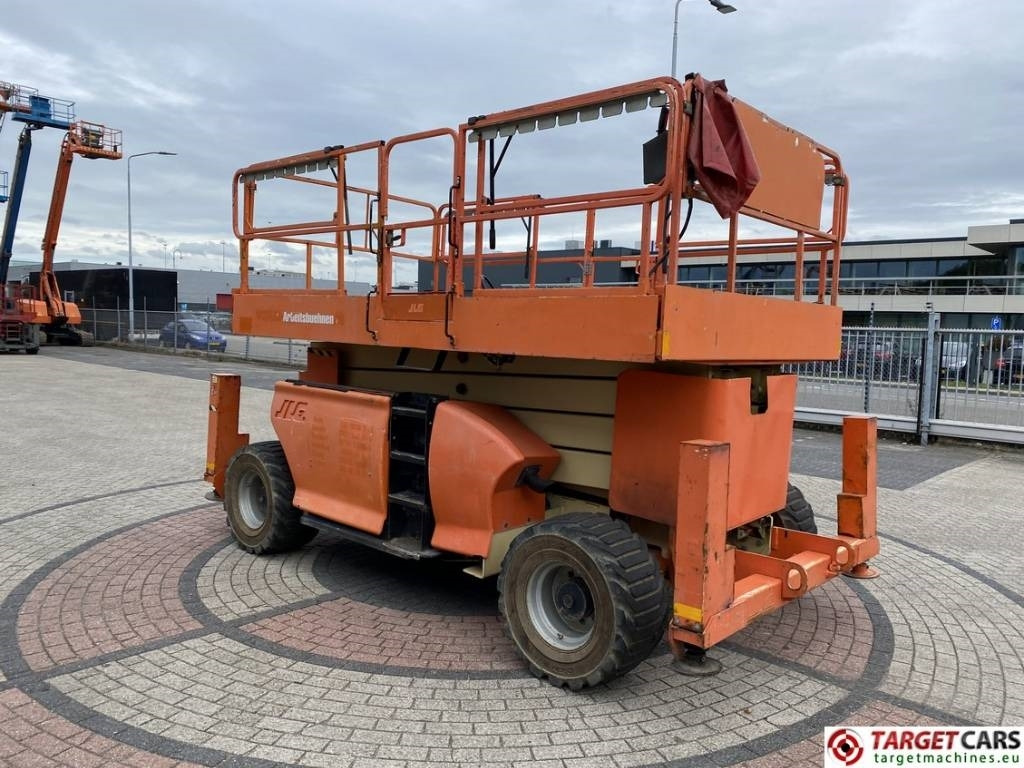 JLG 4394RT Diesel 4x4 Scissor Work Lift 1511cm - Lift u obliku makaza: slika 2 JLG 4394RT Diesel 4x4 Scissor Work Lift 1511cm - Lift u obliku makaza: slika 2