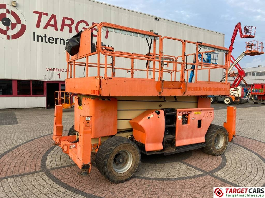 JLG 4394RT Diesel 4x4 Scissor Work Lift 1511cm - Lift u obliku makaza: slika 1 JLG 4394RT Diesel 4x4 Scissor Work Lift 1511cm - Lift u obliku makaza: slika 1