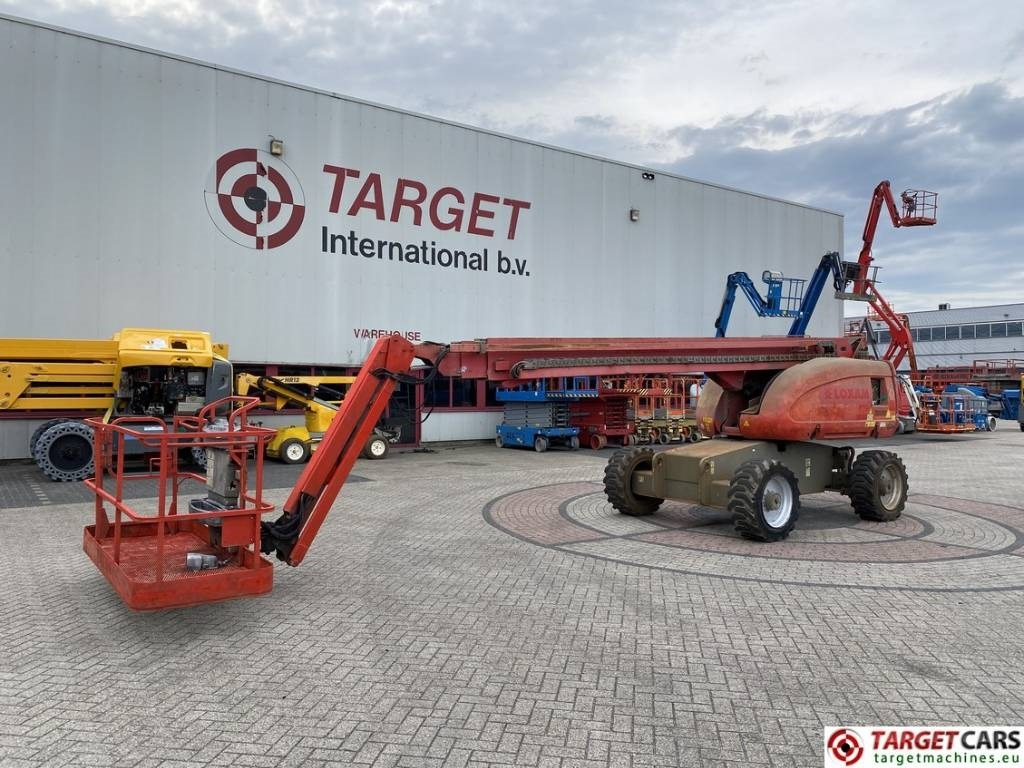JLG 660SJ Telescopic 4x4 Diesel Boom Work Lift 2232cm - Teleskopska platforma: slika 1 JLG 660SJ Telescopic 4x4 Diesel Boom Work Lift 2232cm - Teleskopska platforma: slika 1