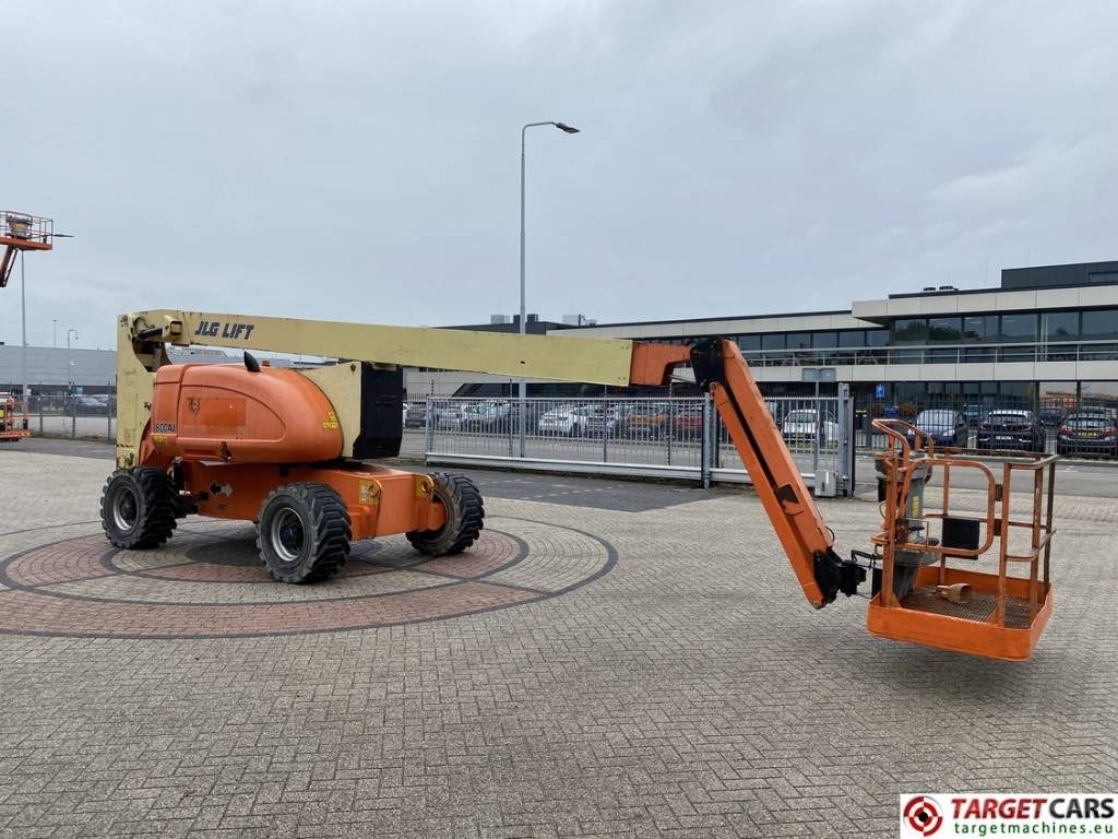 JLG 800AJ Articulated 4x4 Diesel Boom Work Lift 2638cm - Zglobna platforma: slika 2 JLG 800AJ Articulated 4x4 Diesel Boom Work Lift 2638cm - Zglobna platforma: slika 2