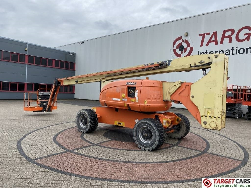 JLG 800AJ Articulated 4x4 Diesel Boom Work Lift 2638cm - Zglobna platforma: slika 4 JLG 800AJ Articulated 4x4 Diesel Boom Work Lift 2638cm - Zglobna platforma: slika 4