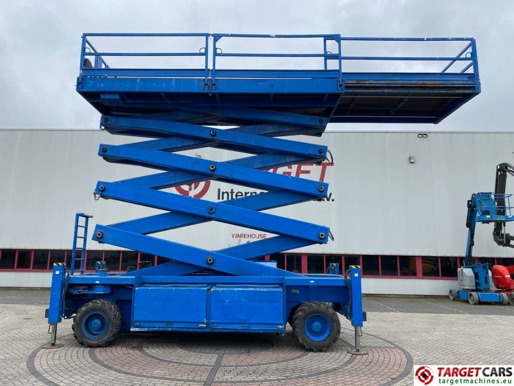 JLG Liftlux 260-25 Diesel 4x4 Scissor Work Lift 2800cm - Lift u obliku makaza: slika 5 JLG Liftlux 260-25 Diesel 4x4 Scissor Work Lift 2800cm - Lift u obliku makaza: slika 5