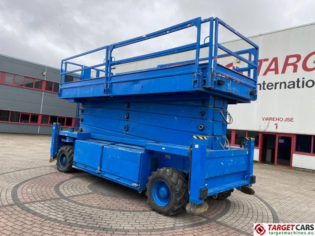 JLG Liftlux 260-25 Diesel 4x4 Scissor Work Lift 2800cm - Lift u obliku makaza: slika 4 JLG Liftlux 260-25 Diesel 4x4 Scissor Work Lift 2800cm - Lift u obliku makaza: slika 4