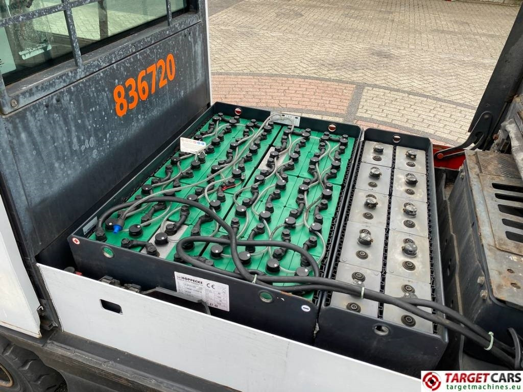 Komunalni traktor Linde P250 Tow Tug Truck Tractor Electric 80V Max 25T: slika 15