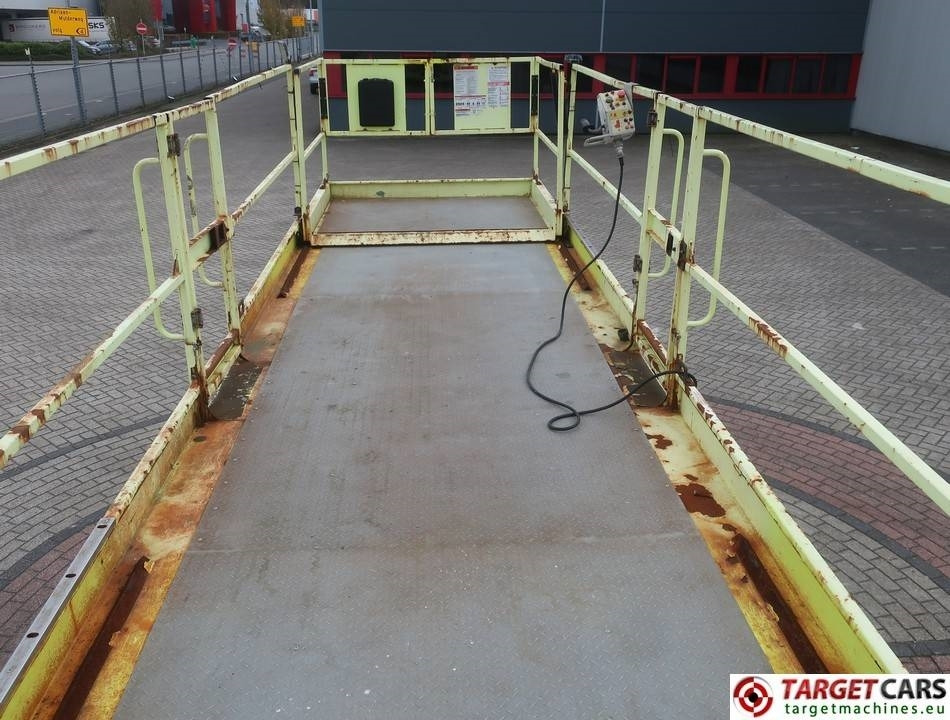 Lift u obliku makaza MEC 3392RT-T Diesel 4x4 Scissor Work LIft 1200cm: slika 9
