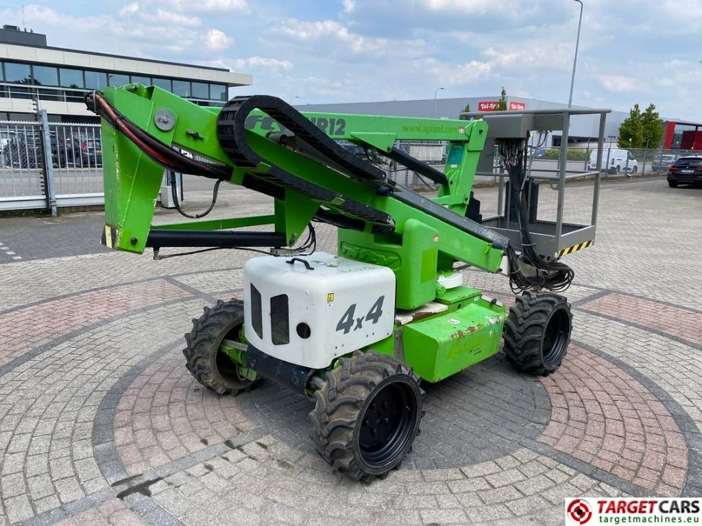 Niftylift HR12D 4WD Articulated Diesel Boom Work Lift 1220cm - Zglobna platforma: slika 3 Niftylift HR12D 4WD Articulated Diesel Boom Work Lift 1220cm - Zglobna platforma: slika 3