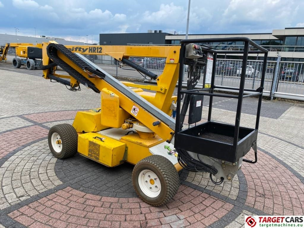 Niftylift HR12NDE HyBrid Articulated Boom Work Lift 1220cm - Zglobna platforma: slika 2 Niftylift HR12NDE HyBrid Articulated Boom Work Lift 1220cm - Zglobna platforma: slika 2