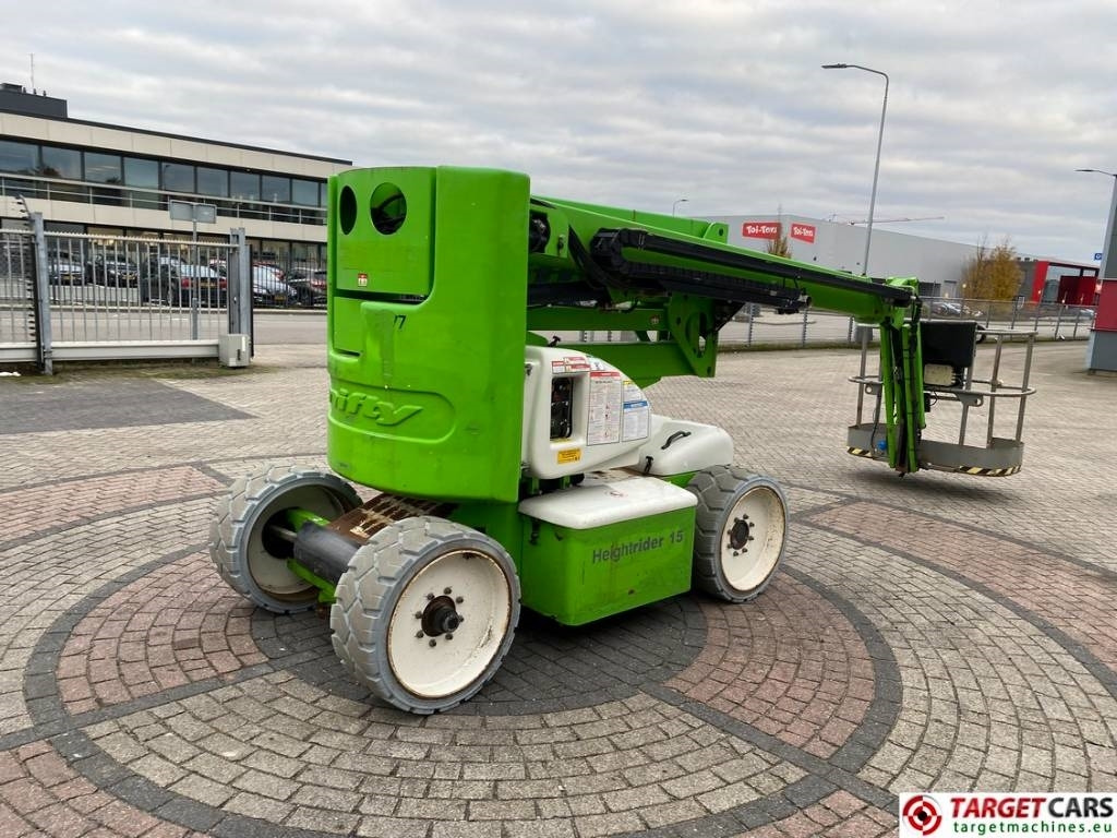 Niftylift HR15NDE HyBrid Articulated Boom Work Lift 1550cm - Zglobna platforma: slika 3 Niftylift HR15NDE HyBrid Articulated Boom Work Lift 1550cm - Zglobna platforma: slika 3